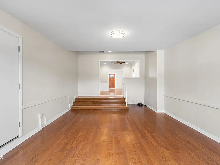 3101 N Olive Ave — Photo 11