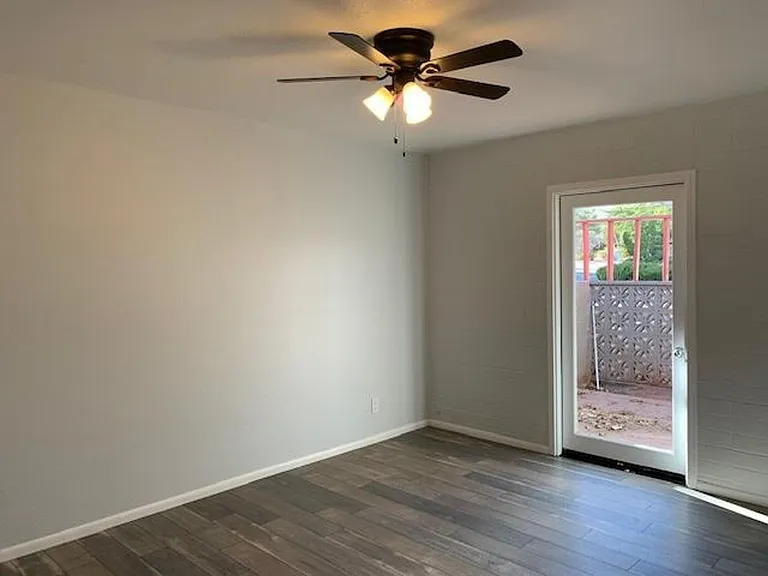 660 Jordan Rd — Photo 12