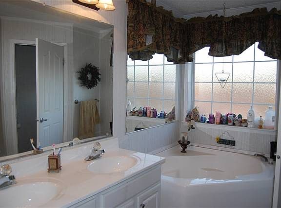 5th image of 37226 Bethel Ave