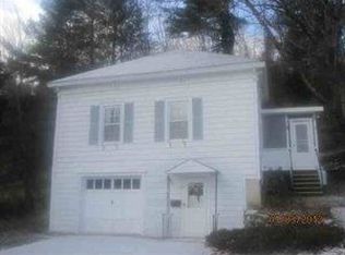 8 Myrtle Ave, Cambridge, NY 12816