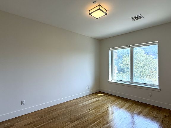 5th image of 1704 Ocean Ave #4F