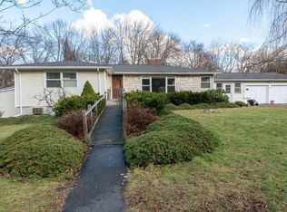 1 Ellis St, Peabody, MA 01960