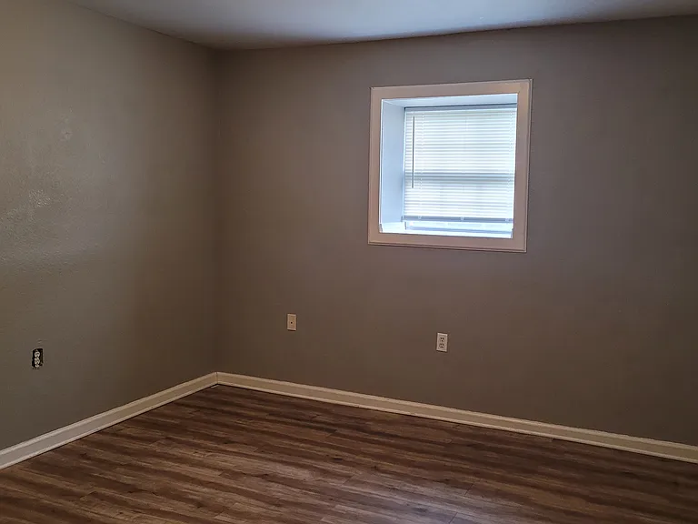 3409 Golden Dr #B — Photo 8