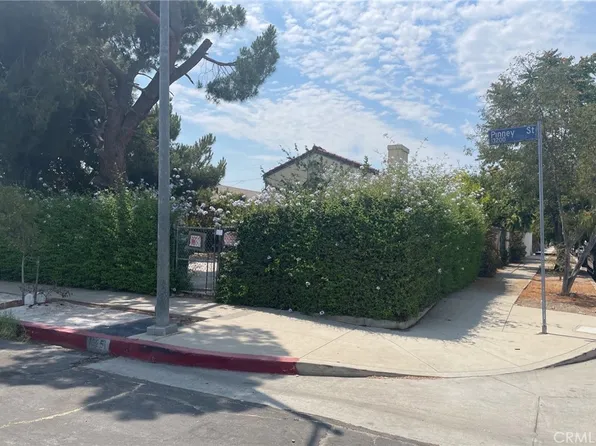13251 Pinney St, Pacoima, CA 91331