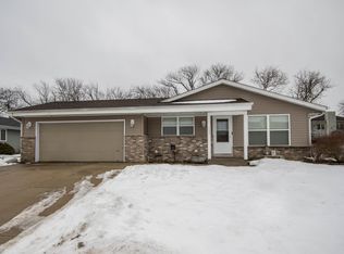 705 Rohda Dr, Waterford, WI 53185