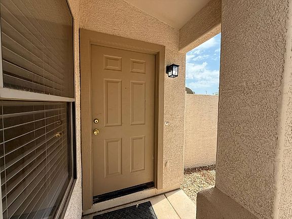 2nd image of 5917 N Milano Ct