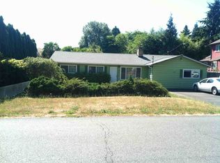 13711 20th Ave NE, Seattle, WA 98125