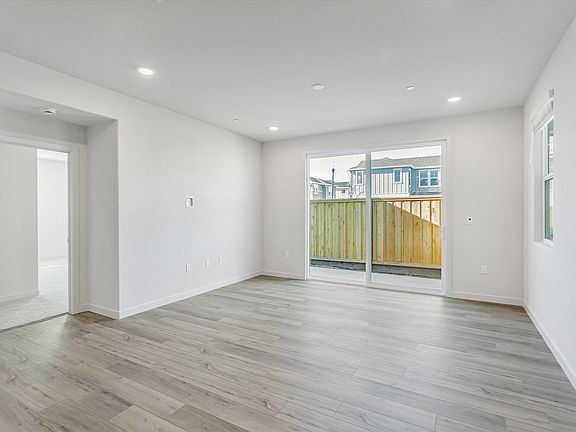 4th image of 204 Octopus St