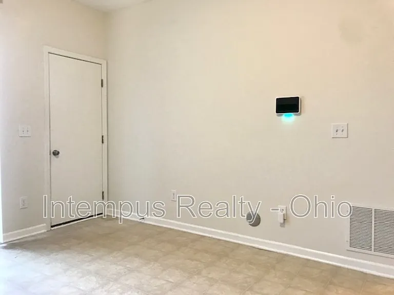 2844 Hillstone St — Photo 17