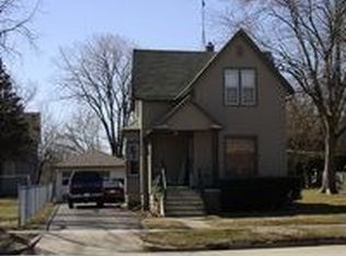298 W Scott St, Fond Du Lac, WI 54935