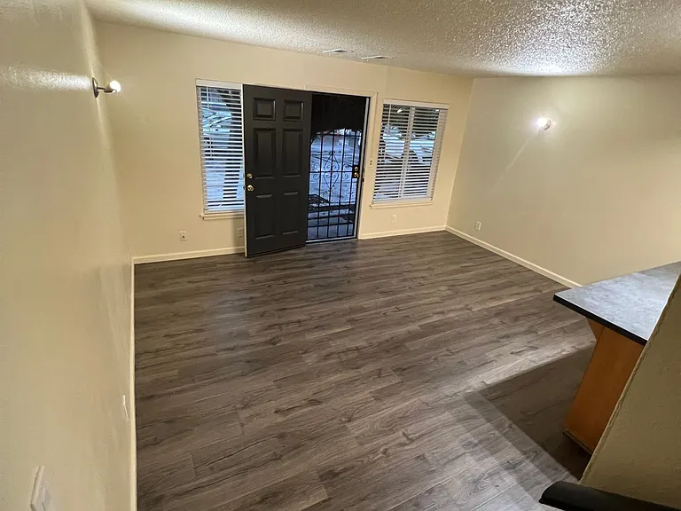 The Loft Apartments — Photo 34