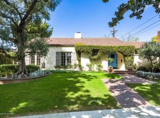 465 Allendale Rd, Pasadena, CA 91106