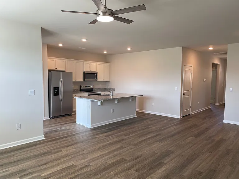 1056 Stanbury Bluff Rd SW — Photo 9