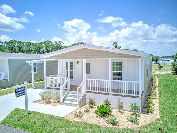 Exterior Image-3-Skyline 119 JV Rum Runner