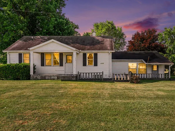 11451 Lawrence Hwy, Nashville, MI 49073