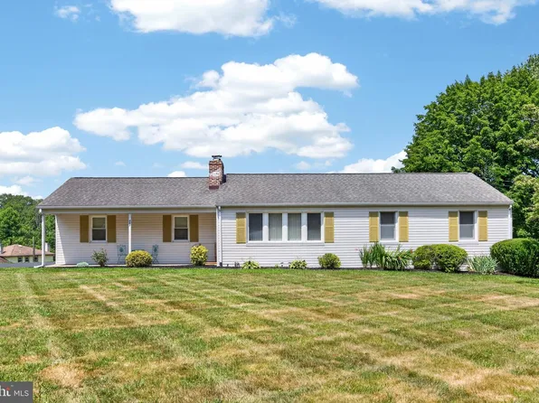 483 Hibernia Rd, Coatesville, PA 19320