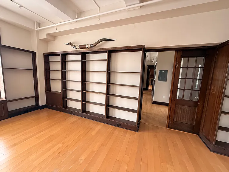 City Club Apartments — Photo 20