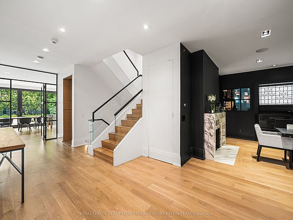 5th image of 20 Whitney Ave