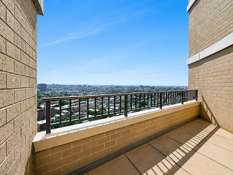 7000 Boulevard East #47E — Photo 9