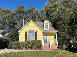 1016 Sheetbend Ln, Raleigh, NC 27606