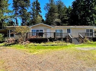 30603 Simpson Ln, Fort Bragg, CA 95437
