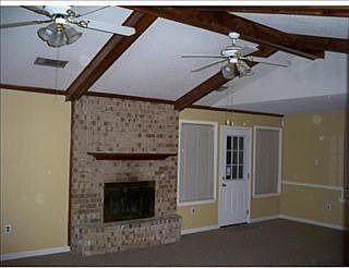 4th image of 2008 Cambridge Dr