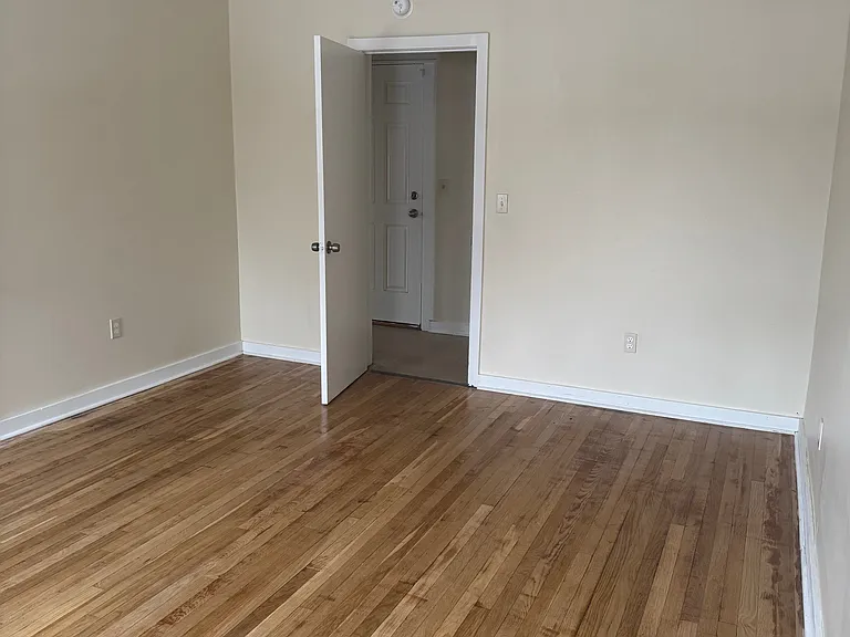 30 Saint Jerome Ave #2R — Photo 16
