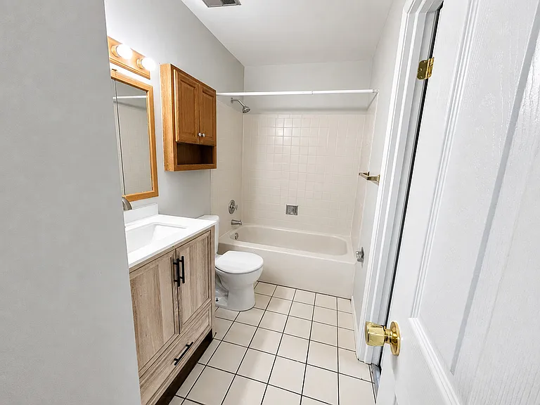 56 Century Dr — Photo 15