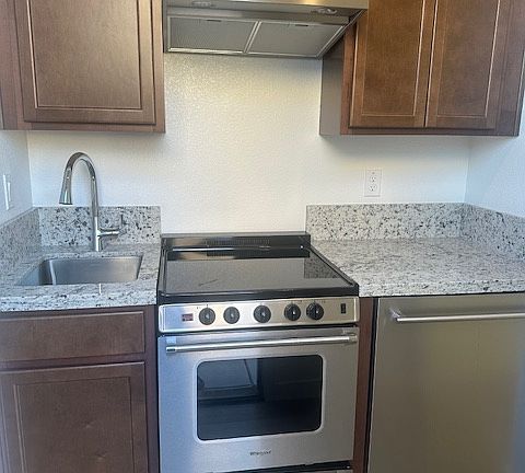 4th image of 2246 Monferrato St Unit 2