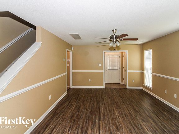 2nd image of 1623 Sarah Ann Dr W
