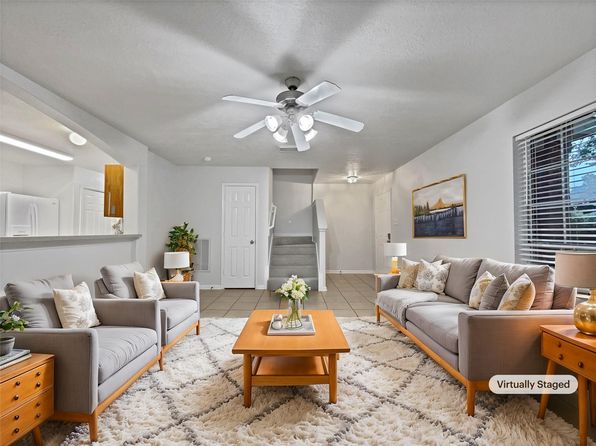 13677 Bighorn Trl, Willis, TX 77378