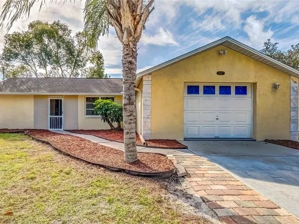 8620 Horizon Ln, Hudson, FL 34667