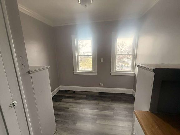 2nd image of 14300 Lakeshore Blvd #11