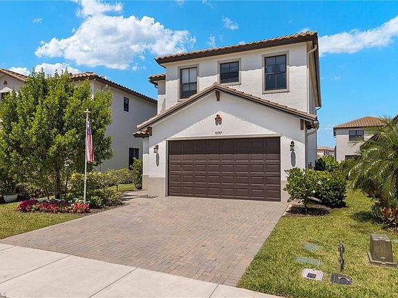 2nd image of 5557 Aquila AVE