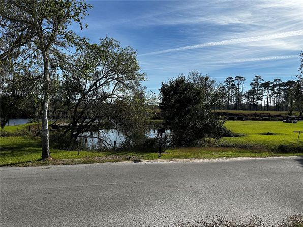218 Shady Oaks Hbr, Alvin, TX 77511