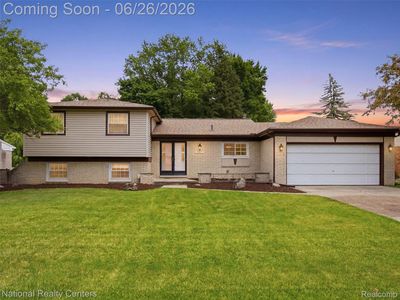 17418 Country Club Dr, Livonia, MI, 48152
