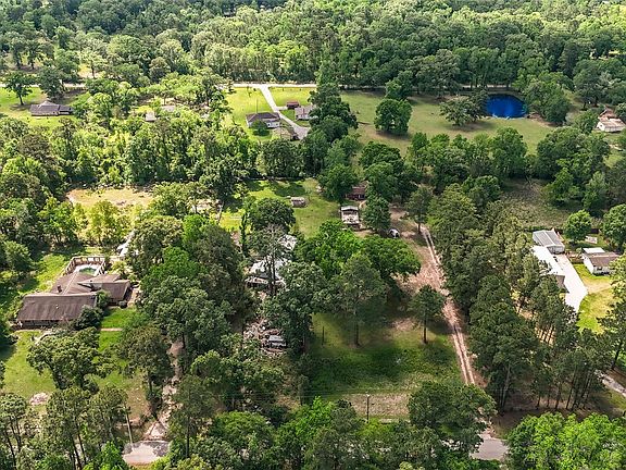 3rd image of 14016 Calhoun Rd