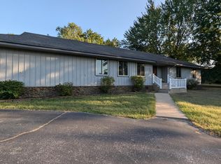 627 Oak Grove Ave, Monett, MO 65708