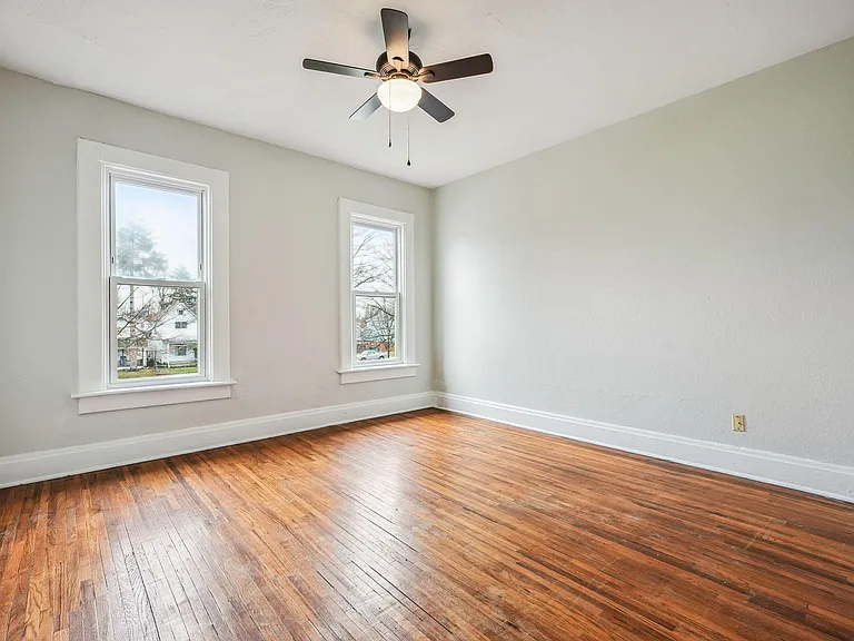 189 W Park Ave #189 — Photo 8