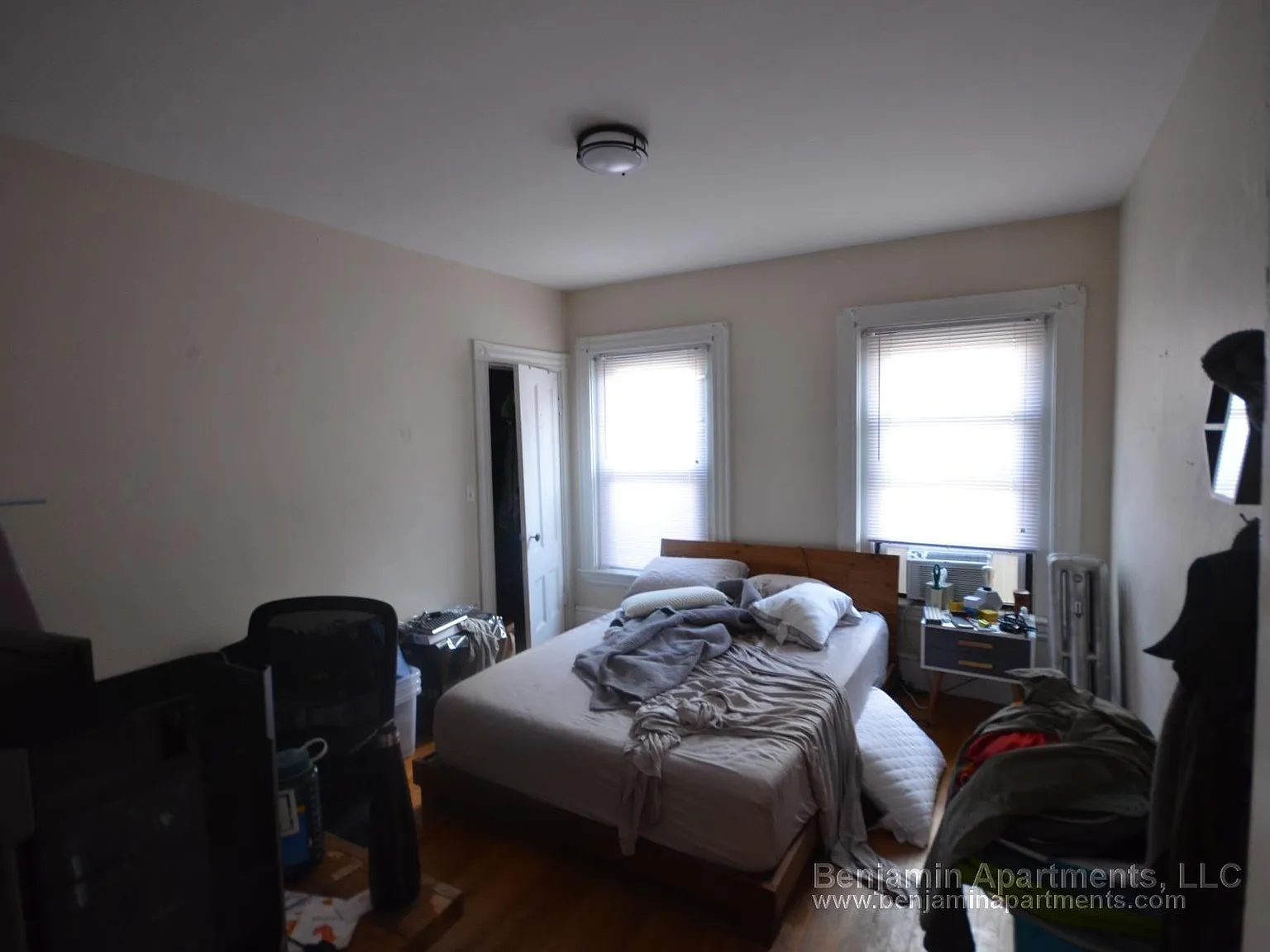 3 bed, 1251 sqft, $4,100 — Photo 4
