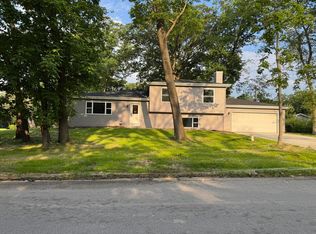 551 Parkwood Dr, Joliet, IL