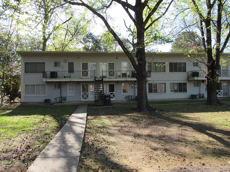 1043 Poplar Blvd #C2 — Photo 4