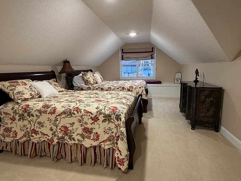 Arrowhead Dr — Photo 5