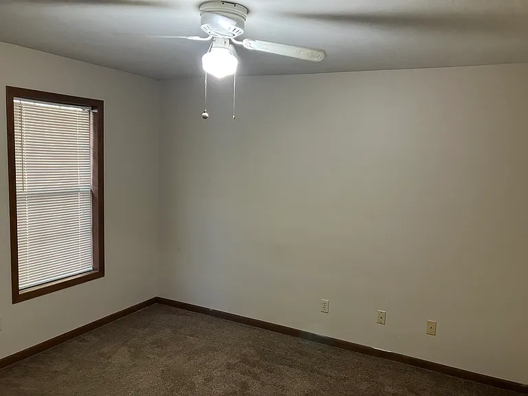 937 N Chester St — Photo 5