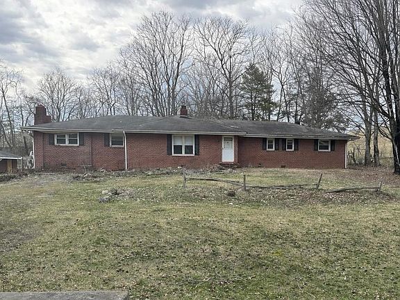 2nd image of 36181 Plum Creek Rd