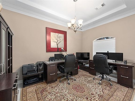 4th image of 12919 Shady Springs Dr