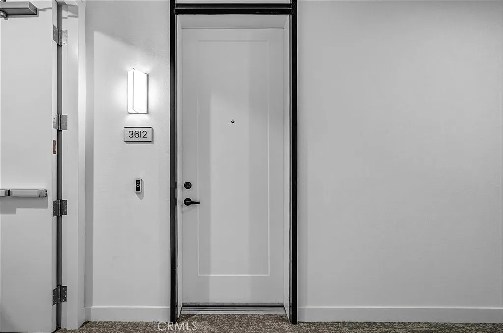 2 bed, 1769 sqft, $6,200 — Photo 4