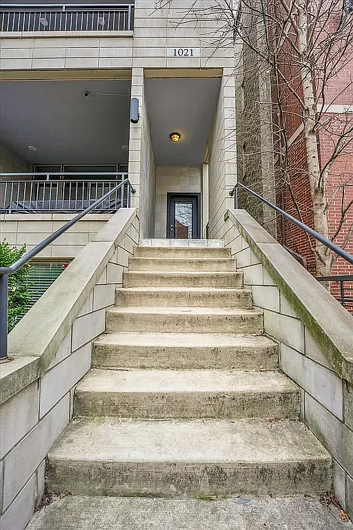 2 bed, 1250 sqft, $4,000 — Photo 4