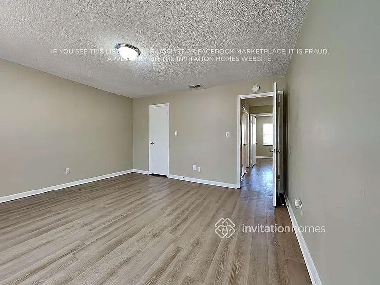 3206 W Euclid Ave — Photo 6