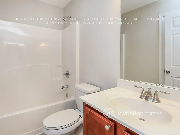 5620 Crestwick Way — Photo 13
